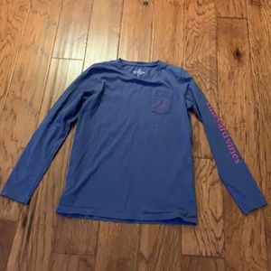 Vineyard vines tee